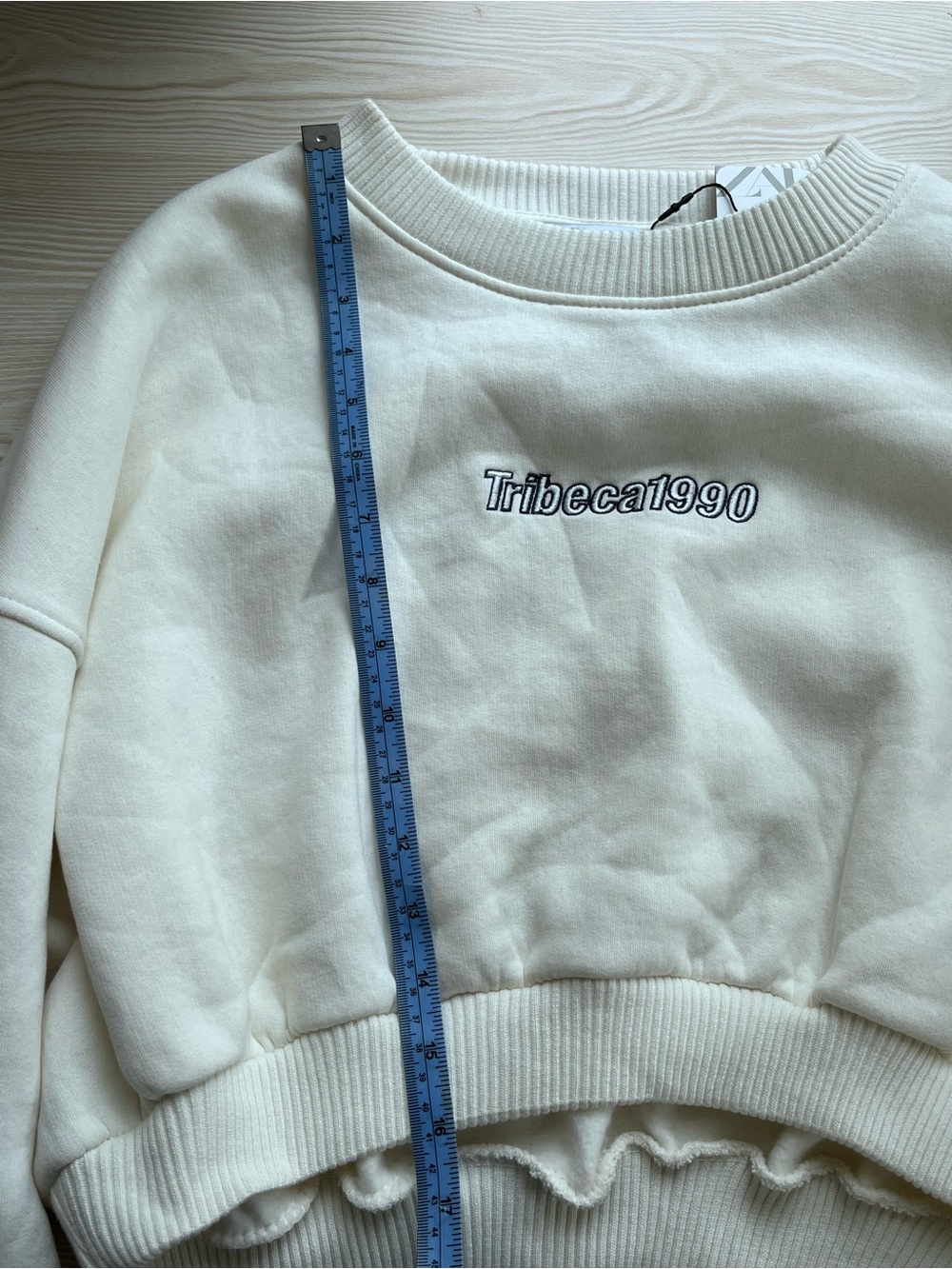 Zara Cream Cropped Crewneckuu Sweatshirt - Picture 2 of 6